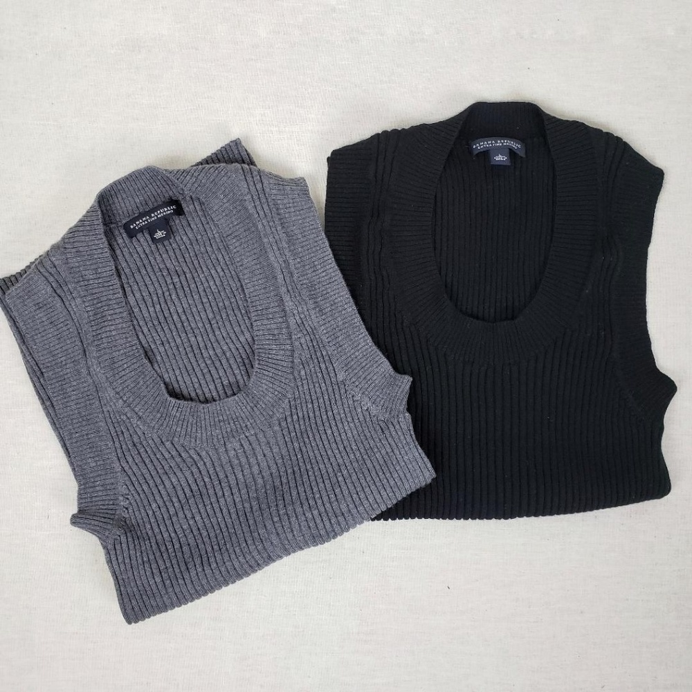 COPY - Banana Republic Merino wool sweater vest bundle L